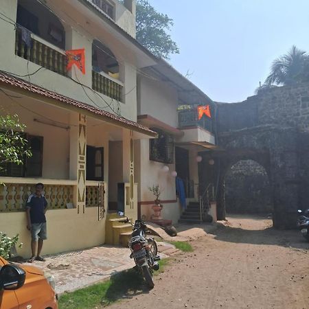 Savitri Cottage Алибаг Екстериор снимка